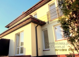 Segment środkowy z garażem na jeden samochód - Warszawa